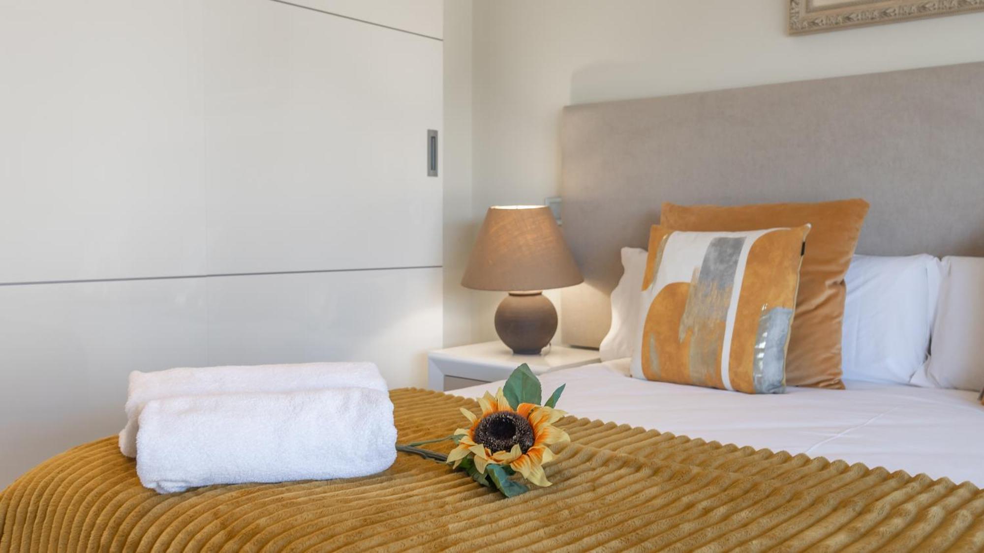 Penthouse Boutique Suite Марбеля Екстериор снимка