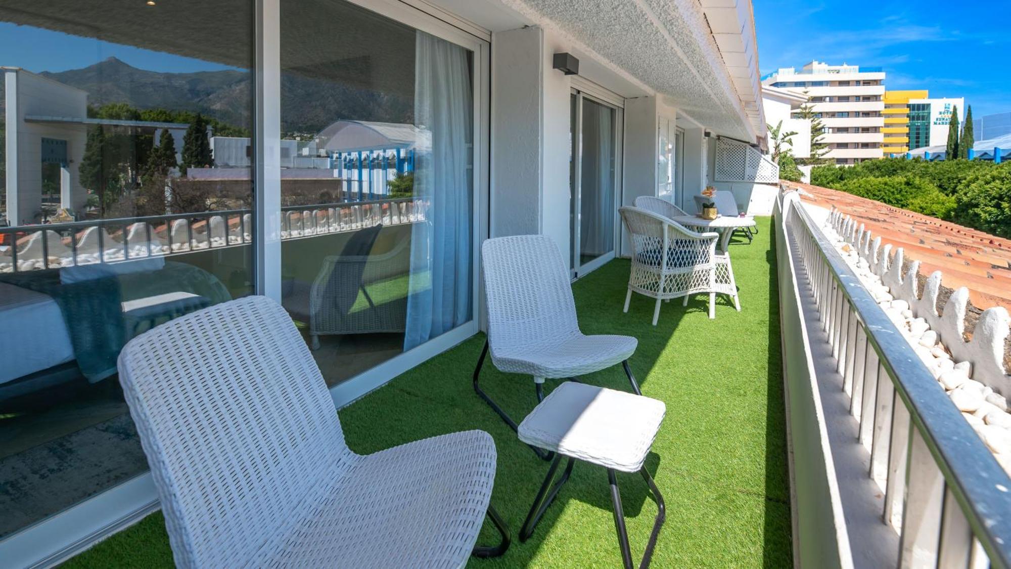 Penthouse Boutique Suite Марбеля Екстериор снимка