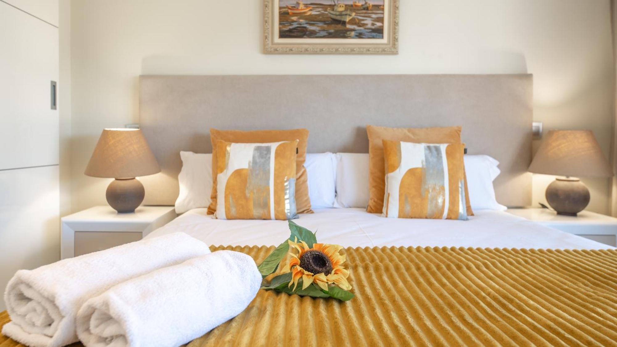 Penthouse Boutique Suite Марбеля Екстериор снимка