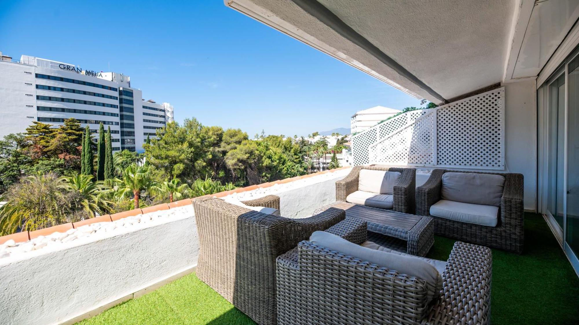 Penthouse Boutique Suite Марбеля Екстериор снимка